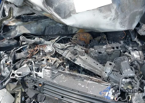 2021 Nissan Kicks Sr Xtronic Cvt z USA, uszkodzony, nr VIN 3N1CP5DV8ML520857